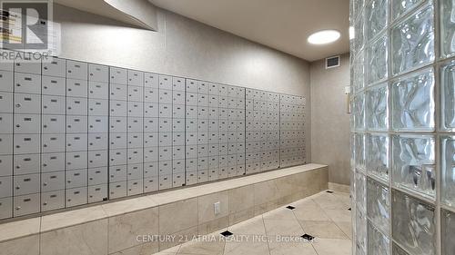 719 - 9015 Leslie Street, Richmond Hill, ON - Indoor Photo Showing Other Room