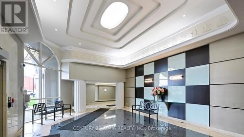 719 - 9015 Leslie Street, Richmond Hill, ON - Indoor Photo Showing Other Room