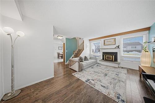 82 Willowmeade Cr, Winnipeg, MB 