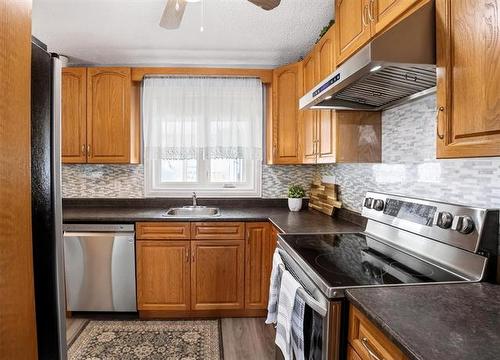 960 Kimberly Ave, Winnipeg, MB 