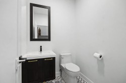 Powder room - 