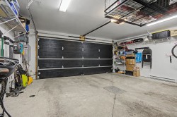Garage - 
