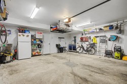 Garage - 