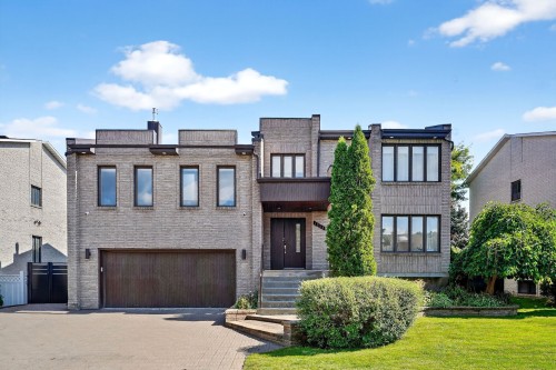 1623 Rue Michel-Gamelin  Laval (Vimont), QC H7M 5M1