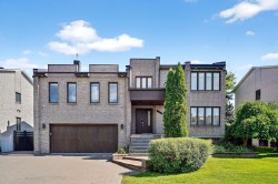 1623 Rue Michel-Gamelin  Laval (Vimont), QC H7M 5M1