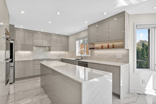 Cuisine - 1623 Rue Michel-Gamelin, Laval (Vimont), QC - Indoor Photo Showing Kitchen With Upgraded Kitchen
