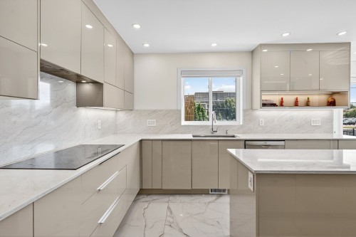 Cuisine - 1623 Rue Michel-Gamelin, Laval (Vimont), QC - Indoor Photo Showing Kitchen With Upgraded Kitchen