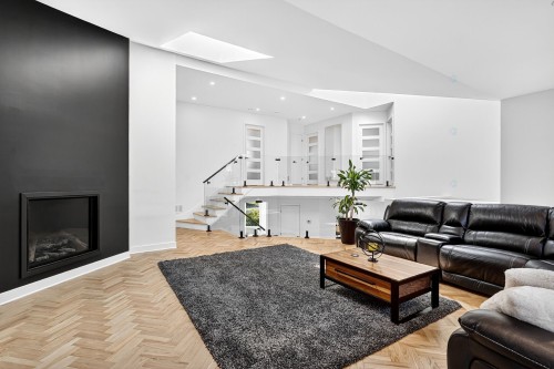 Salle familiale - 1623 Rue Michel-Gamelin, Laval (Vimont), QC - Indoor Photo Showing Living Room With Fireplace