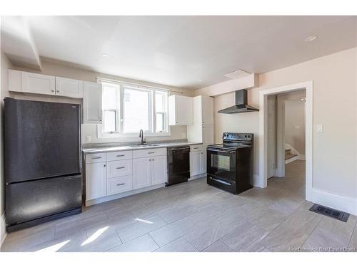 73 John St, Moncton, NB 