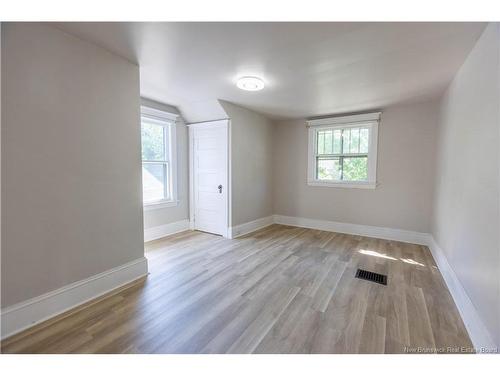 73 John St, Moncton, NB 