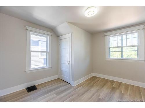 73 John St, Moncton, NB 