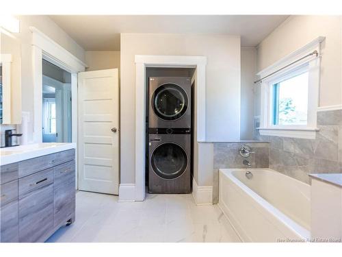 73 John St, Moncton, NB 