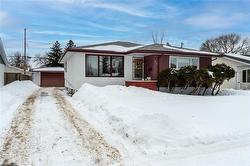 26 Daffodil ST  Winnipeg, MB R2V 2Z1
