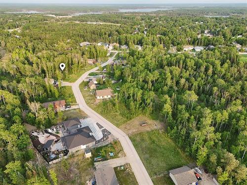 11 Amherst Dr, Pinawa, MB 