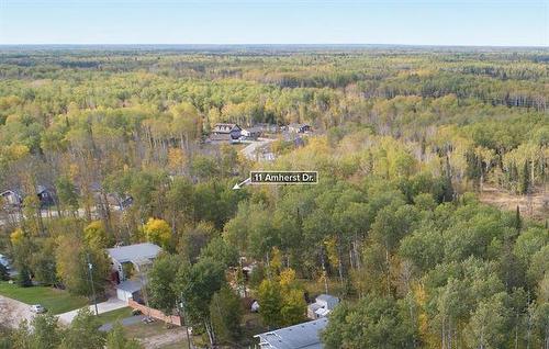 11 Amherst Dr, Pinawa, MB 