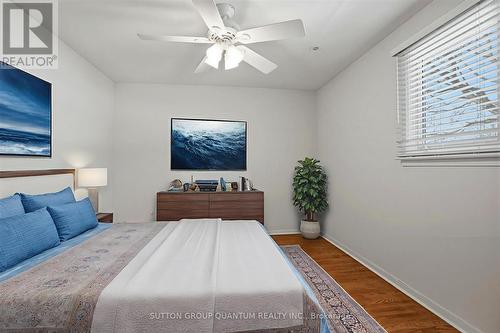1814 Barsuda Drive, Mississauga, ON - Indoor Photo Showing Bedroom