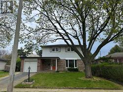 1814 BARSUDA DRIVE  Mississauga, ON L5J 1V4