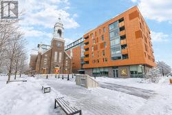 207 - 135 BARRETTE STREET  Ottawa, ON K1L 7Z9