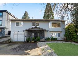 13822 92A AVENUE  Surrey, BC V3V 6Y6