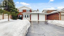 96 DUNMURRAY BOULEVARD  Toronto, ON M1T 2K6