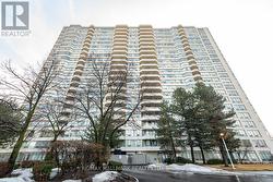 525 - 3 GREYSTONE WALK DRIVE  Toronto, ON M1K 5J4