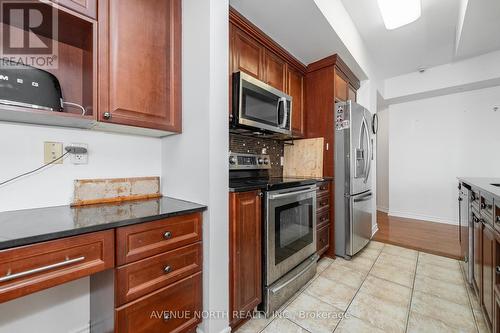 912 - 200 Rideau Street, Ottawa, ON - Indoor Photo Showing Kitchen