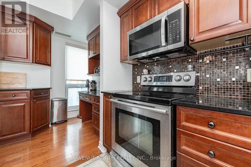 912 - 200 Rideau Street, Ottawa, ON - Indoor Photo Showing Kitchen