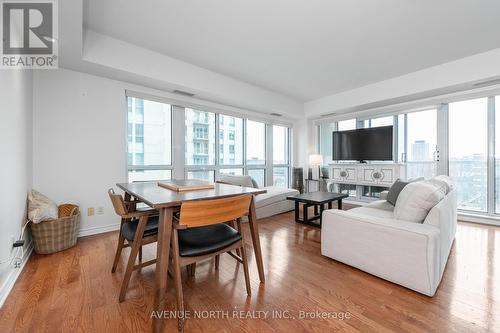912 - 200 Rideau Street, Ottawa, ON - Indoor