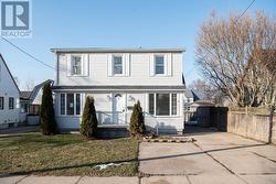 9 FIR AVENUE  St. Catharines (Secord Woods), ON L2P 1B6