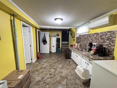 46 Quarry Road, Glace Bay, NS 