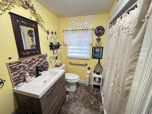 46 Quarry Road, Glace Bay, NS 