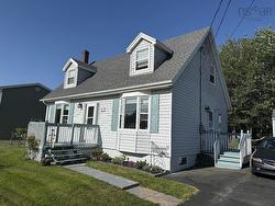 45 Shamrock Lane  Enfield, NS B2T 1C9