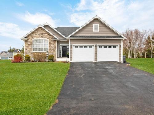 51 Tuckers Way  Stratford, PE C1B 2J5