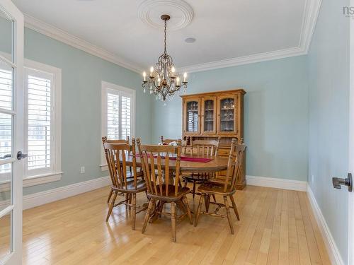 93 Canterbury Lane, Fall River, NS 