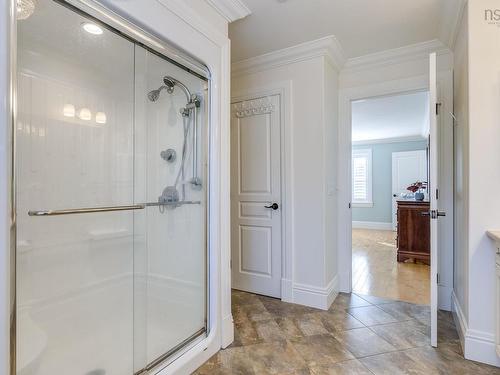 93 Canterbury Lane, Fall River, NS 