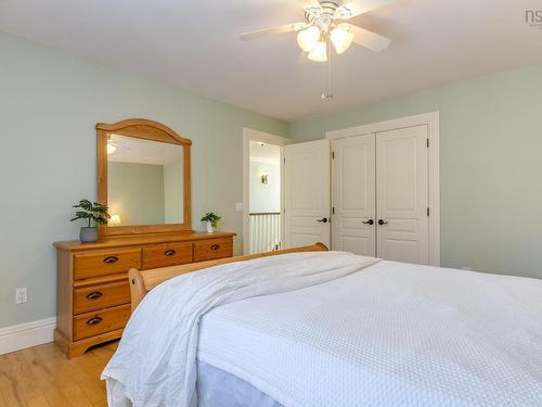 93 Canterbury Lane, Fall River, NS 