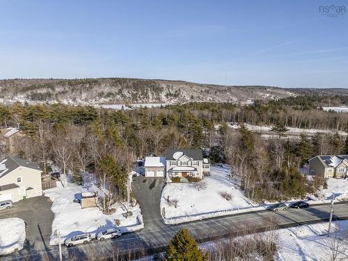 93 Canterbury Lane, Fall River, NS 