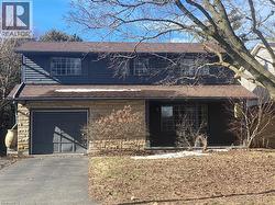 64 ALDERWOOD Crescent  Cambridge, ON N1S 3T1