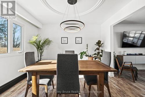 Dining Room - 74 Inwood Crescent, Kitchener, ON - Indoor Photo Showing Dining Room