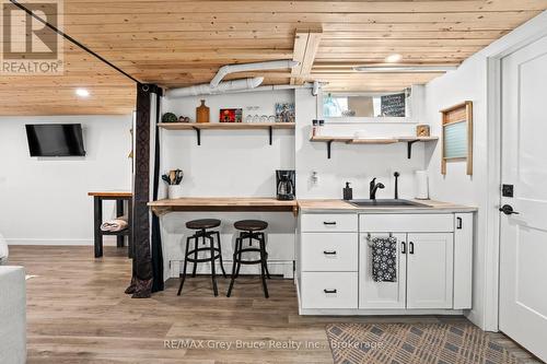 Additional Living Space - Kitchen - 74 Inwood Crescent, Kitchener, ON - Indoor