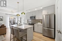 29 CANTON LANE  Whitchurch-Stouffville, ON L4A 4W8