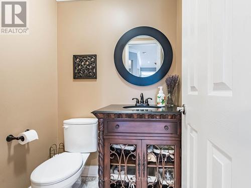 5437 Middleport Crescent, Mississauga, ON - Indoor Photo Showing Bathroom