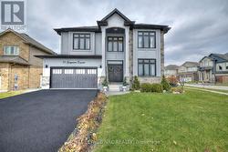 31 BERGENSTEIN CRES CRESCENT  Pelham (Fonthill), ON L0S 1E6