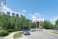 416 - 150 SABINA DRIVE  Oakville, ON L6H 7C3