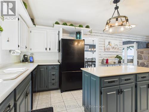 147 Goderich Street, Kincardine, ON - Indoor Photo Showing Kitchen