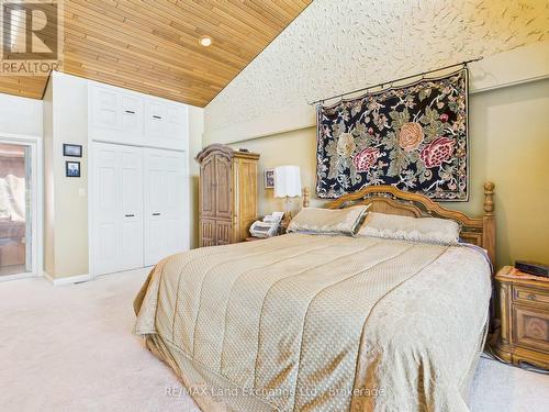 147 Goderich Street, Kincardine, ON - Indoor Photo Showing Bedroom