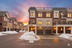 29 Canton Lane  Whitchurch-Stouffville, ON L4A 4W8