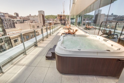 Spa - 210-1155 Rue De La Montagne, Montréal (Ville-Marie), QC - Outdoor