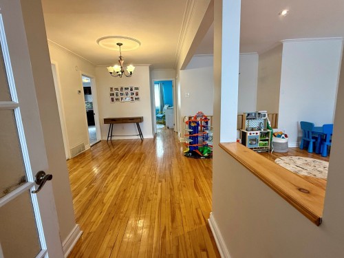 Intérieur - 4910 Boul. Notre-Dame, Laval (Chomedey), QC - Indoor Photo Showing Other Room