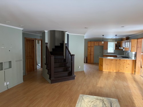 Vue d'ensemble - 469 Ch. Du Pont-Couvert, La Macaza, QC - Indoor Photo Showing Kitchen